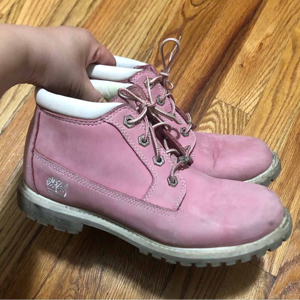 RARE!! Timberland Women’s Pink/White Leather Lace Up Boots Size 8